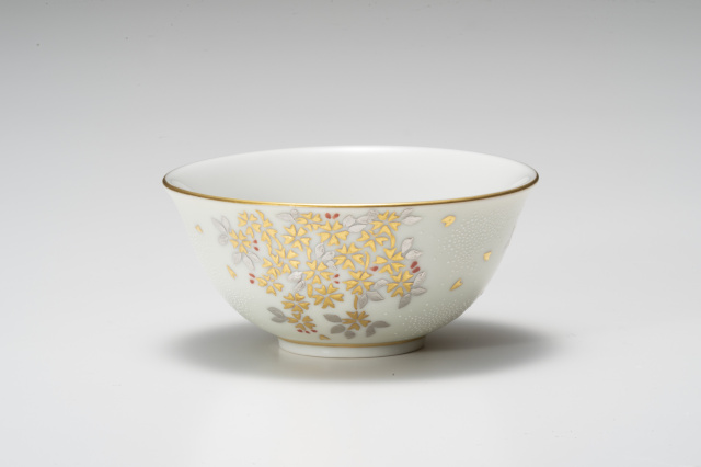 仲田錦玉・白金盛枝垂桜図ヒワ地白粒