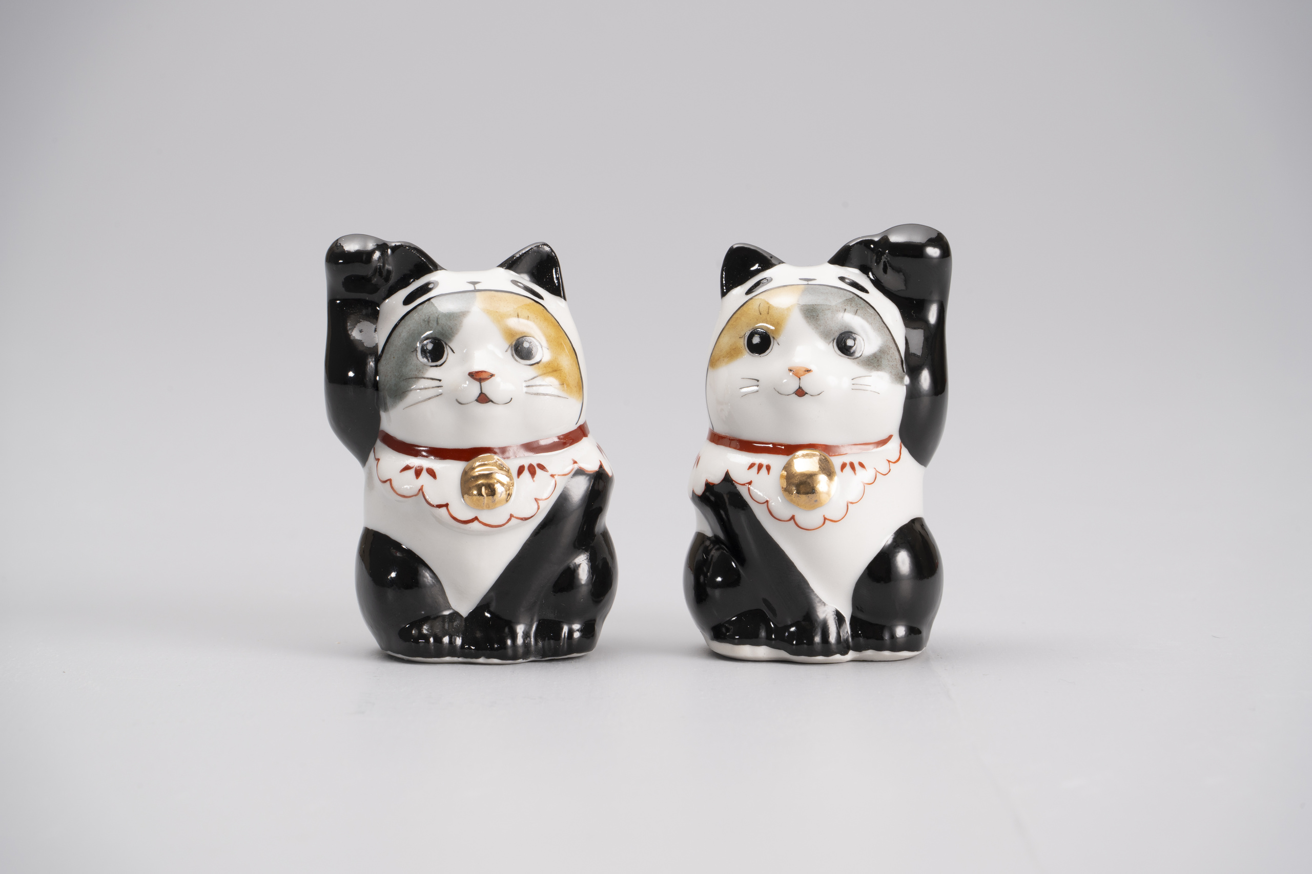 2号招き猫・着ぐるみパンダ 三毛(左右)