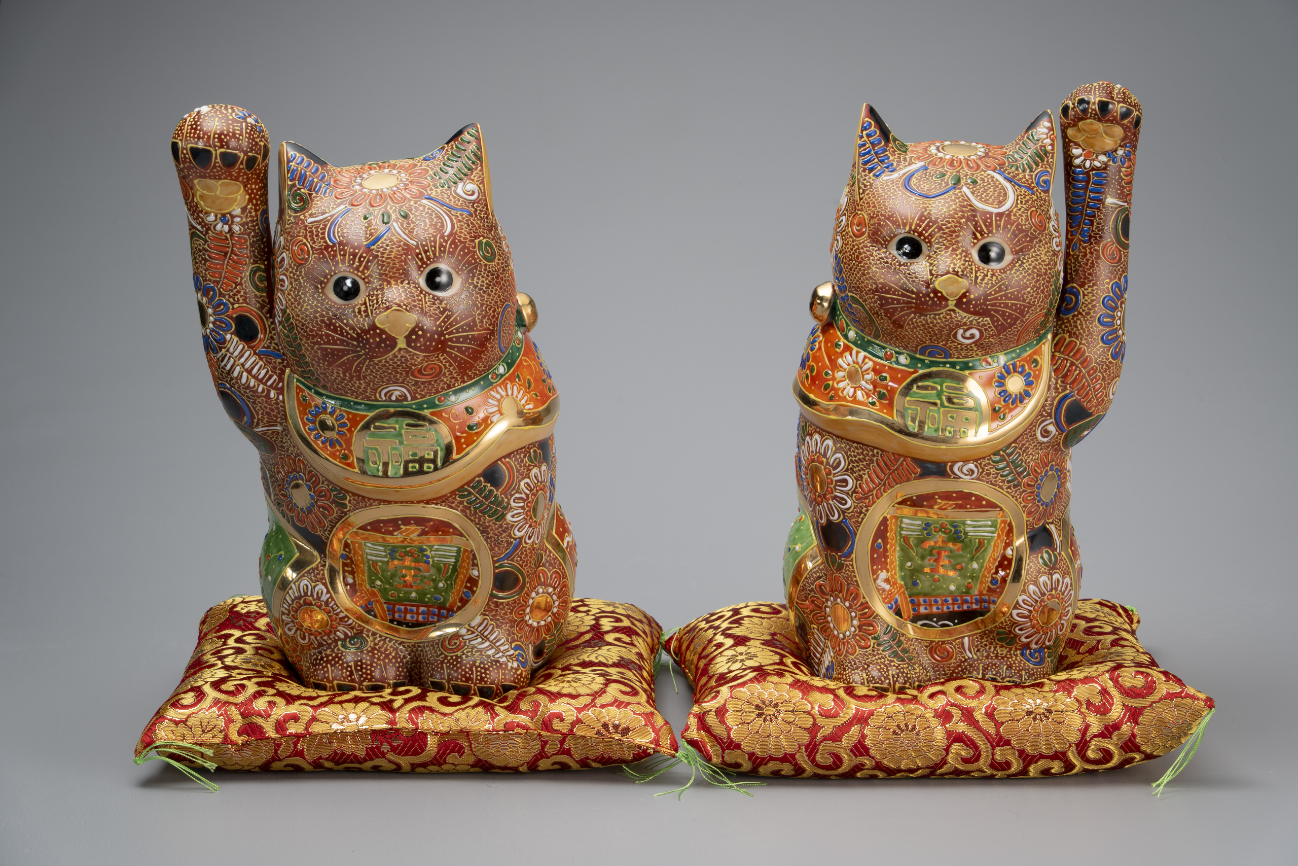 8号招き猫・盛 宝船(左右)