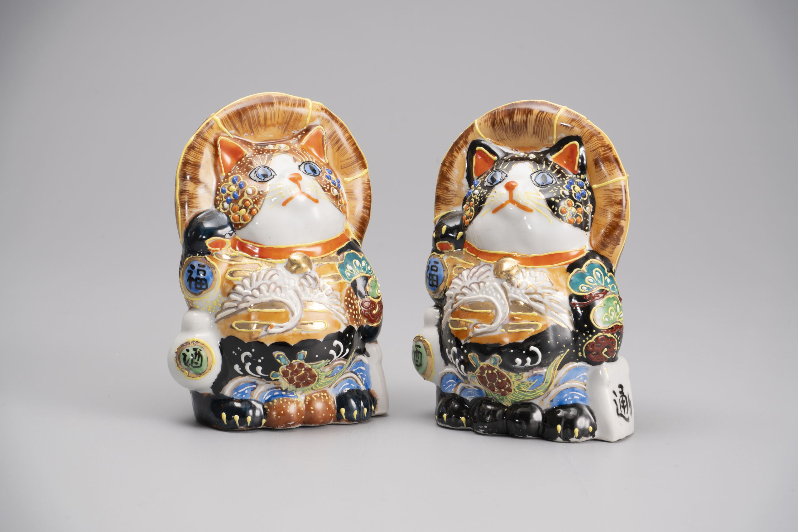 八相緑喜招き猫・吉祥赤盛