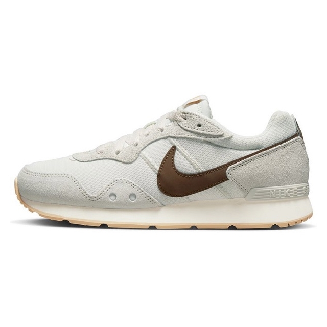 新品未使用 NIKE ナイキ Venture Runner ベンチャーランナー NIKE【ナイキ】【レディース】 VENTURE RUNNER ベンチャー