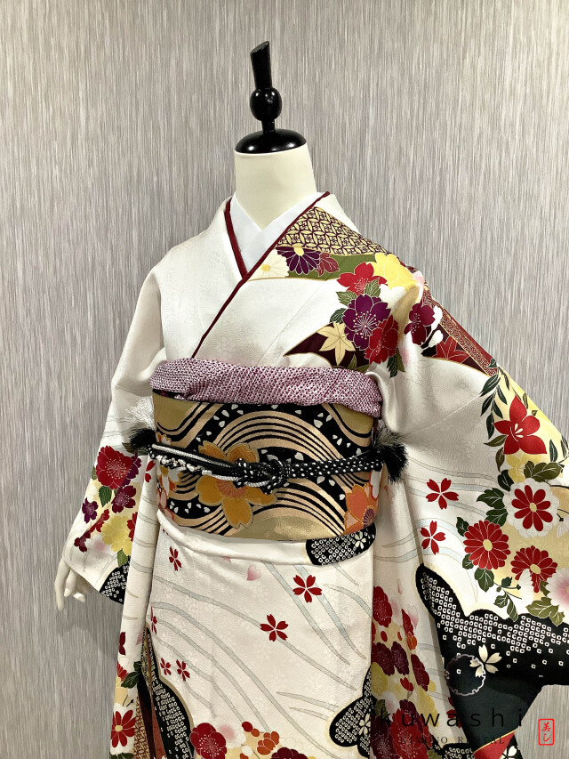 正絹振袖レンタル】 80006 ホワイト吉祥桜正絹振袖袋帯セット