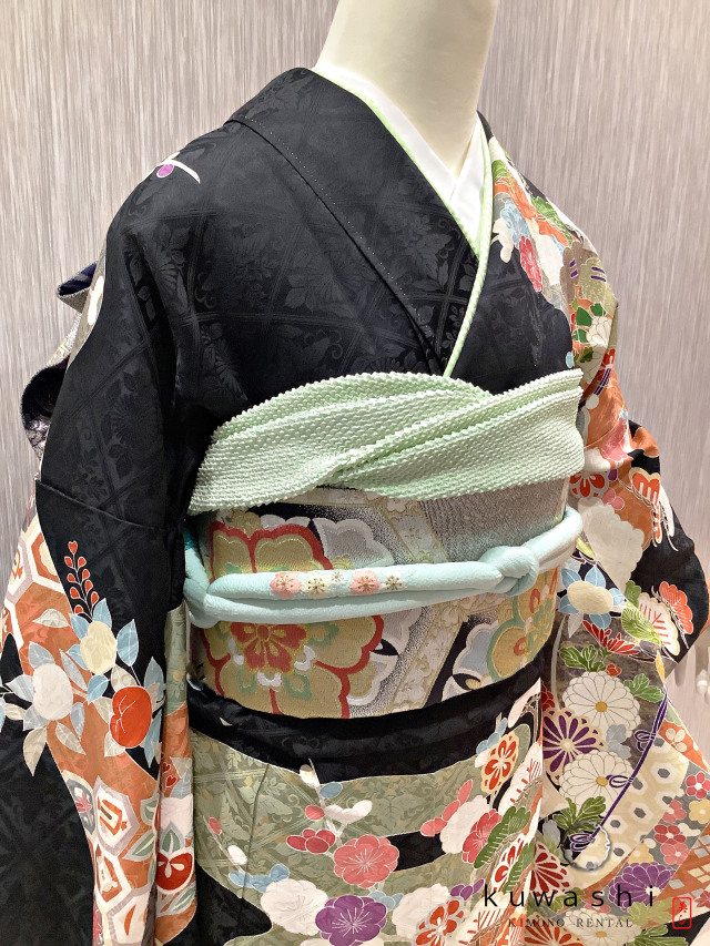 正絹振袖レンタル】 80034 黒地吉祥四季花御所車正絹振袖袋帯