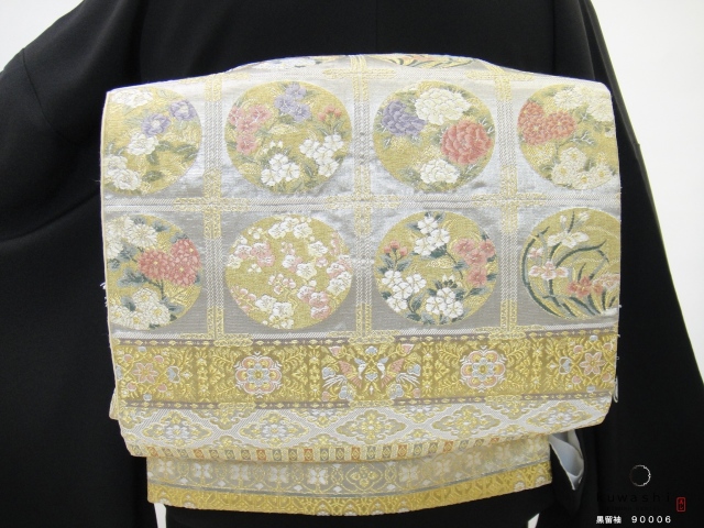 黒留袖レンタル 正絹 貸衣装 結婚式 親着物 高級 格安 おしゃれ 刺繍 綺麗 美しい 花 薔薇