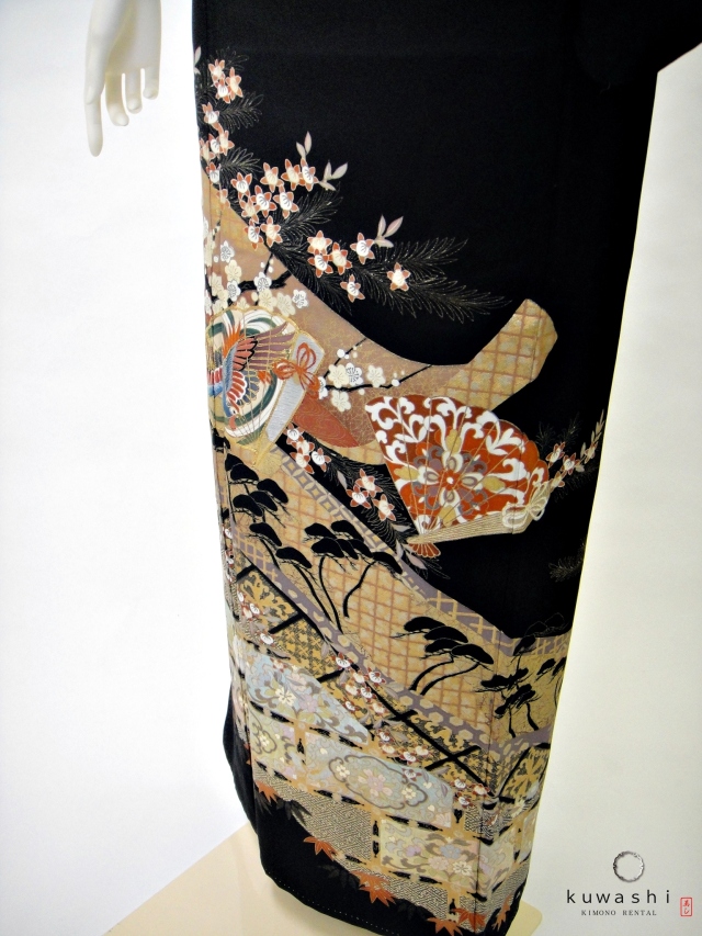 クワシ着物レンタル　刺繍吉祥柄黒留袖