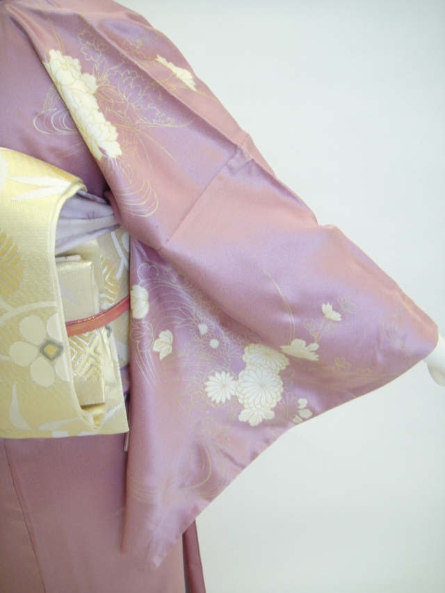 クワシ着物レンタル ピンク綸子四季柄正絹訪問着