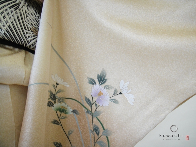 クワシ着物レンタル　ライトゴールド金彩単衣訪問着