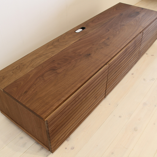 天然木、無垢材使用テレビボード 風雅／FUUGA-幅1500mm（ウォールナ ット・ウォルナット‐スリット）st6
