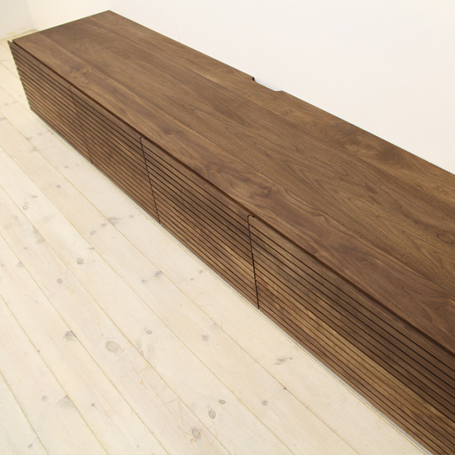 天然木、無垢材使用テレビボード 風雅／FUUGA-幅2400mmタイプ2（ウォール ナット・ウォルナット‐スリット）st5