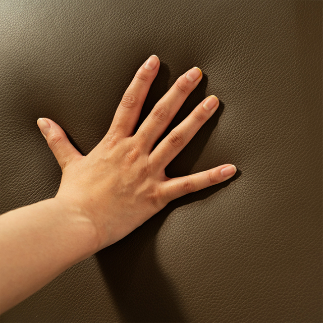 50％オフ!!【現品限り】 Siifaワンアームソファ