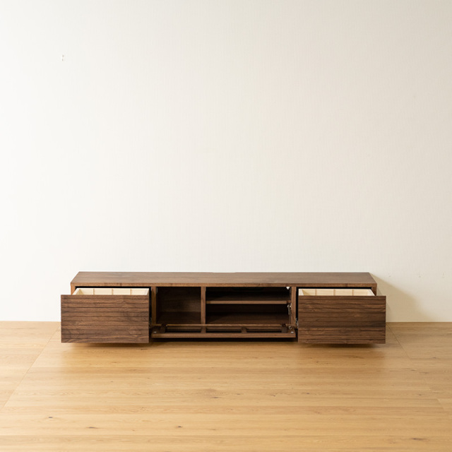 天然木、無垢材使用テレビボード 風雅／FUUGA-幅1800mm（ウォールナ ット・ウォルナット‐スリット）st3