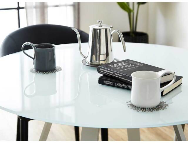 ダイニングテーブル　100Φテーブル