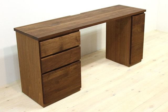 天然木・無垢材使用のユニット式デスクシリーズ システムデスク