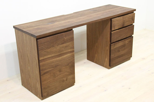 タモ材 天然木 平机 デスク リム 幅1100mm×奥行600mm 送料無料 楽天市場】リビング デスク タモ天然木無垢 北欧調引出し付