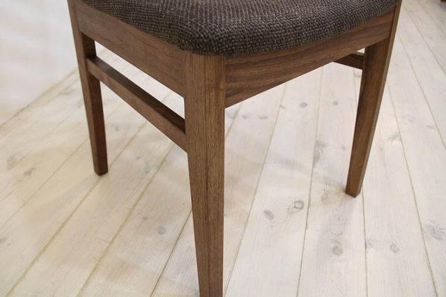 凛／RIN 天然木・無垢材使用のダイニングチェア：ハイバック