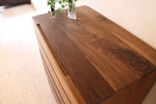 天然木・無垢材使用のシンプル家具シリーズ 彩美 チェスト ウォールナット