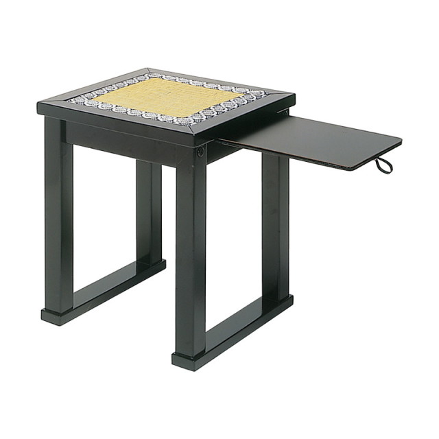 寺院用仏具寺院仏具 ルーツ型内陣用椅子（横引板付） 黒塗 R1150