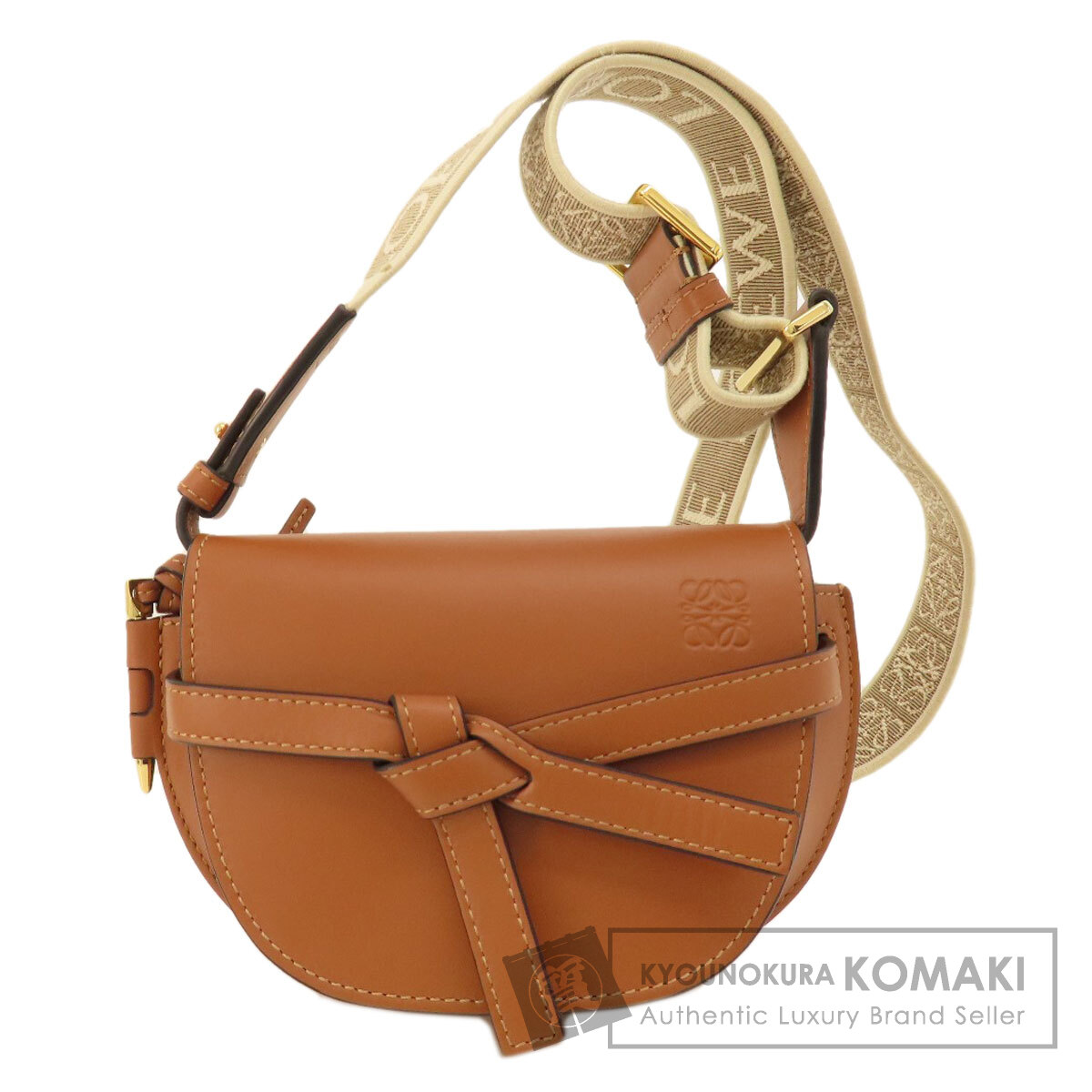 ロエベ　ショルダーバッグ　レディース ロエベ バルセロナ ショルダーバッグ 太 ベルト LOEWE 大人
