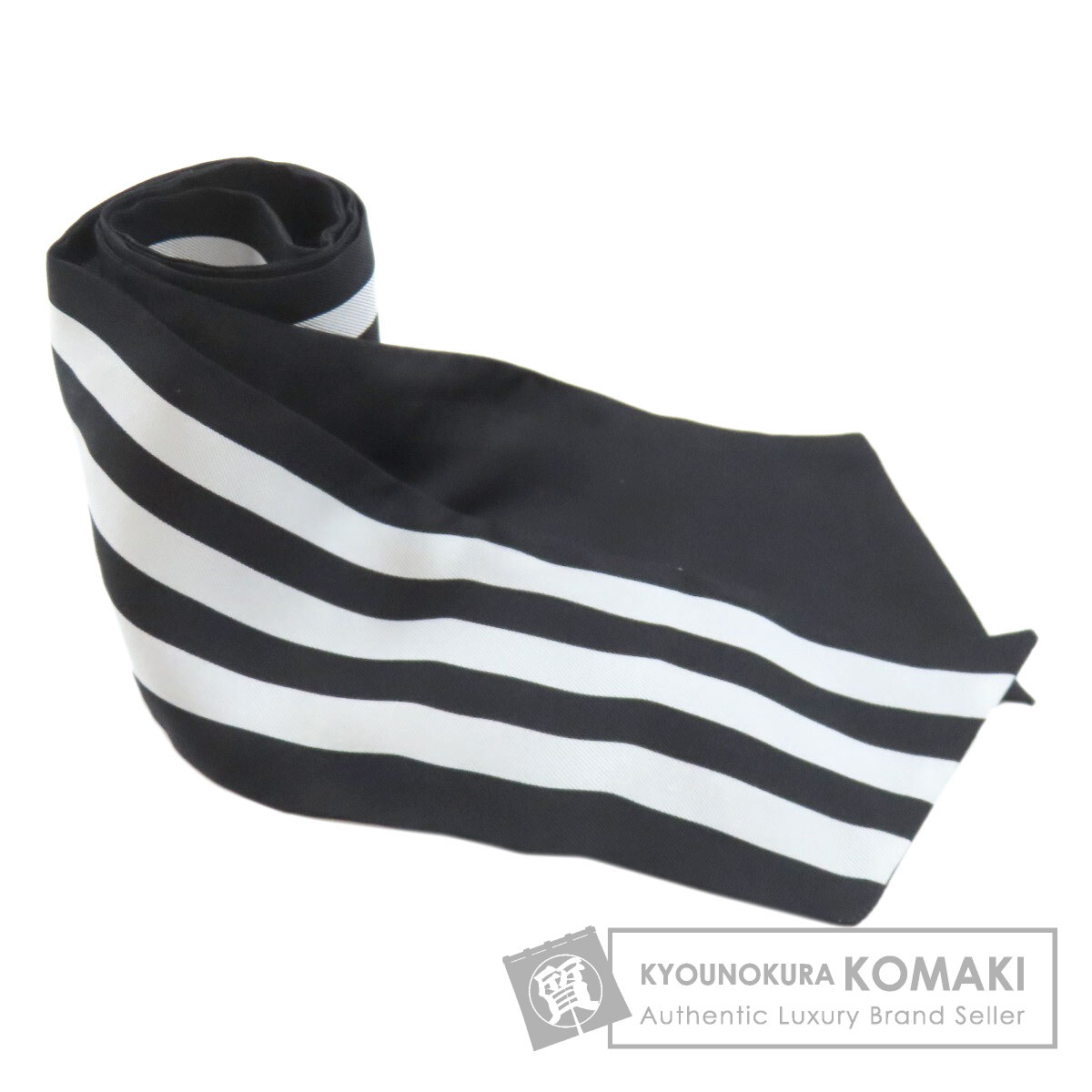 グッチ スカーフ アディダスコラボ