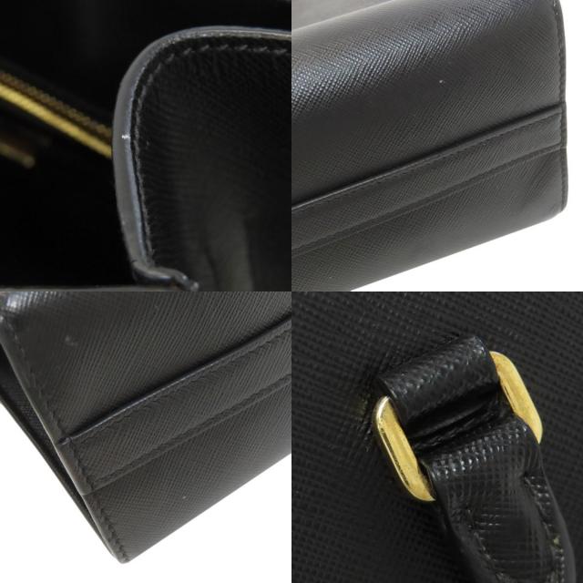 プラダ ハンドバッグ ロゴ金具