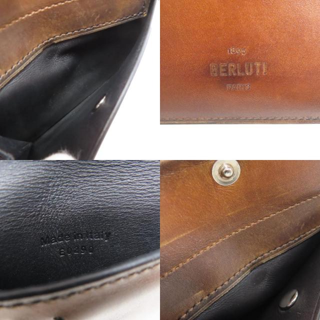 ベルルッティ 二つ折り財布（小銭入れあり） カリグラフィー