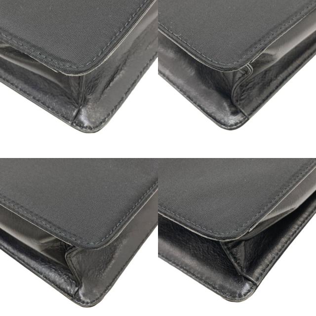 プラダ ハンドバッグ ベルトモチーフ