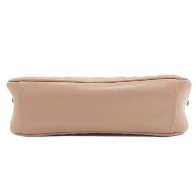 ミュウミュウ ショルダーバッグ チェーンショルダー