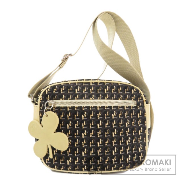 CHANEL シャネル クローバーチャーム付き ショルダーバッグ キャンバス  
