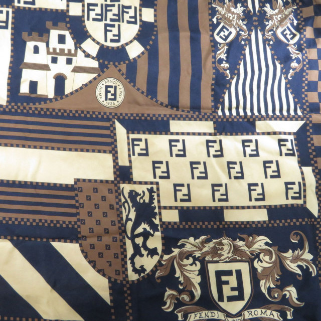 FENDI フェンディ ズッカ柄 スカーフ シルク レディース