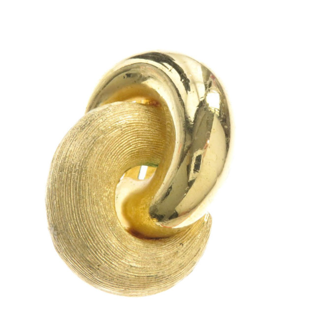 CHRISTIAN DIOR クリスチャンディオール Cロゴ イヤリング 金属製  