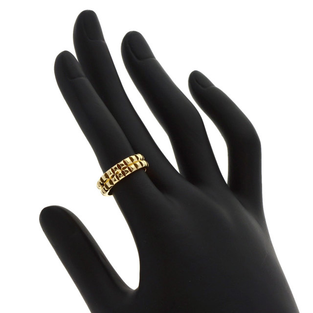 ブシュロン リング キャトルクルドパリ ポワントディアマン ミディアム  