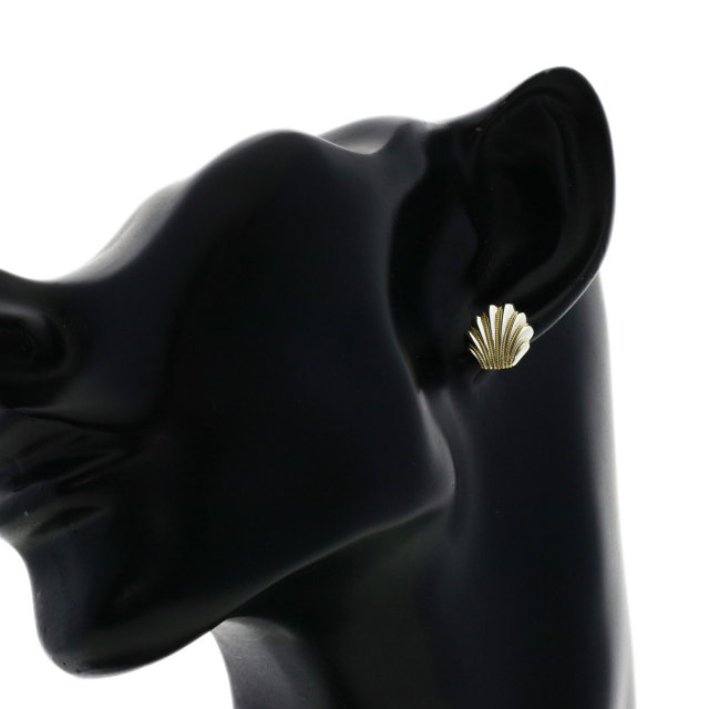 【美品】Tiffany 貝殻コンビシェルピアスK18シルバーヴィンテージ 美品】Tiffany 貝殻コンビシェルピアスK18シルバーヴィンテージ