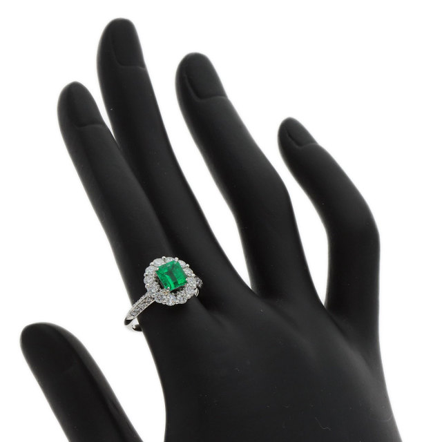 0.93ct エメラルド ダイヤモンド リング・指輪 プラチナPT900 4.9g  