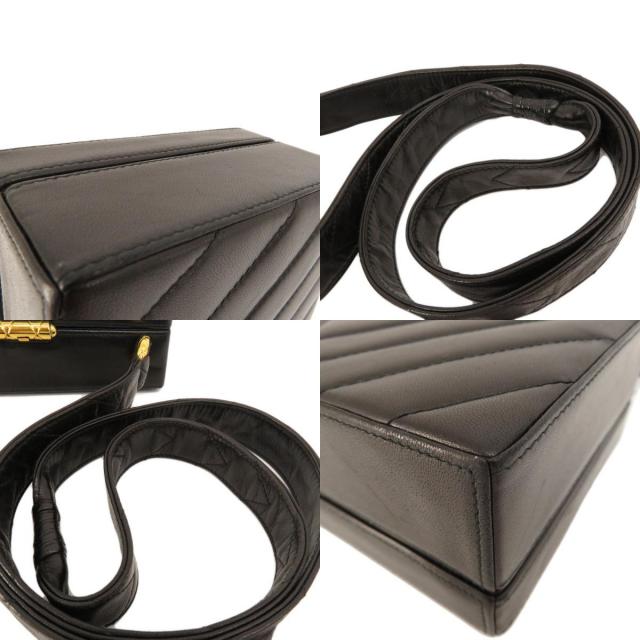 CHANEL シャネル Vステッチ ココマーク ショルダーバッグ ラムスキン  