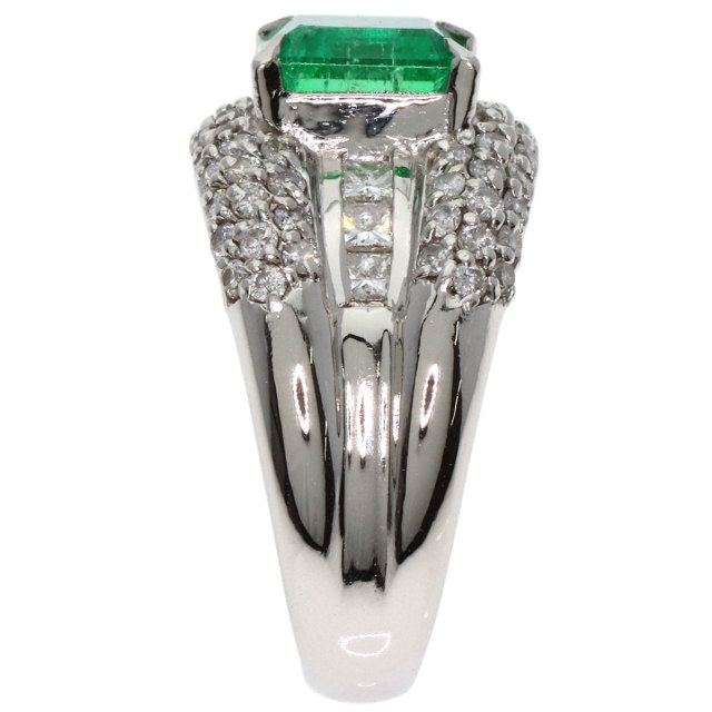 PickupSALE開催! 1/23 17時～1/28 10時迄!】2.64ct エメラルド  