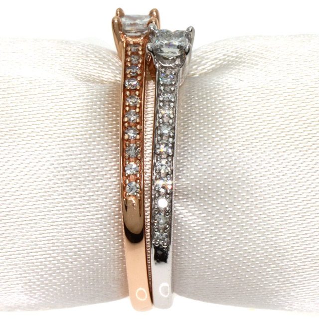 PickupSALE開催! 1/23 17時～1/28 10時迄!】0.2ct ダイヤモンド 2本  