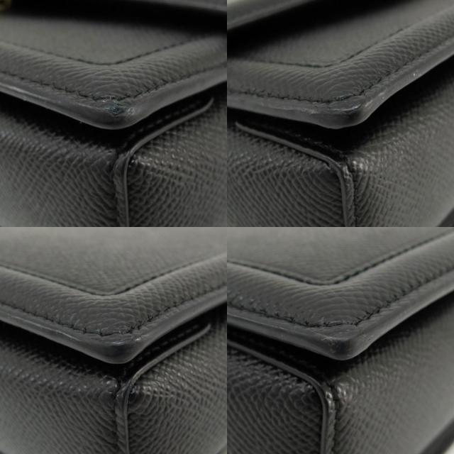 Salvatore Ferragamo サルヴァトーレフェラガモ ヴァラリボン