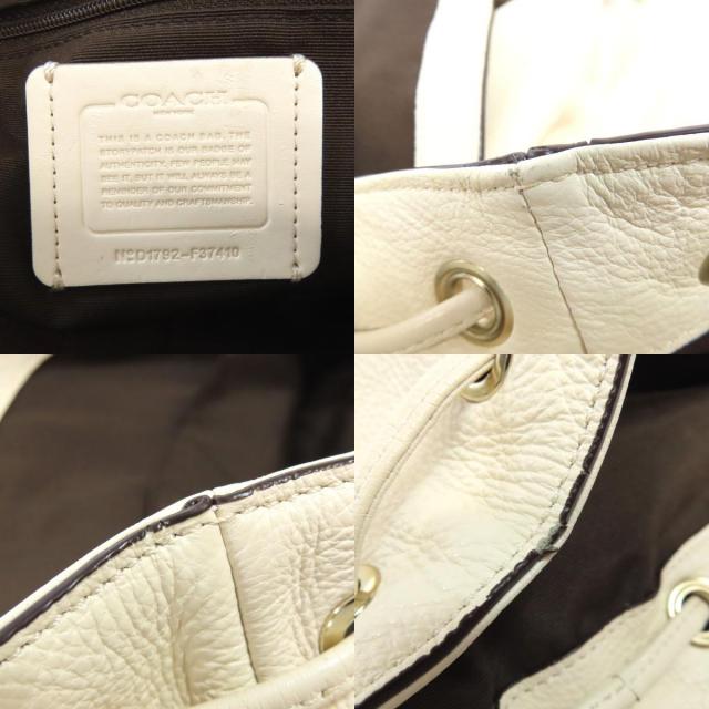 美品 COACH F37410レザー ターンロック リュック クリーム ホワイト COACH コーチ F37410 ロゴ リュック・デイパック レザー レディース