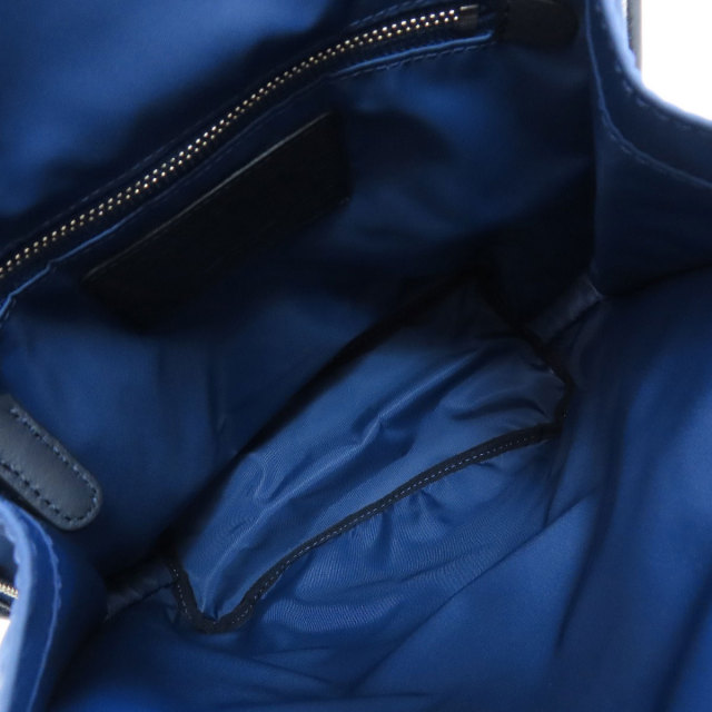 HUNTING WORLD ハンティングワールド ロゴ リュック・デイパック