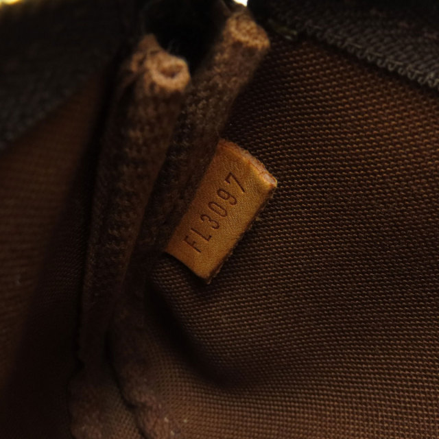 LOUIS VUITTON ルイヴィトン M58009 ミニポシェット・アクセ