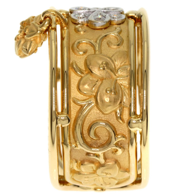 Carrera y Carrera カレライカレラ リーフ ダイヤモンド チャーム付き