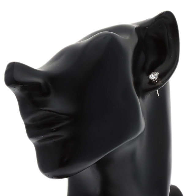 ハリーウィンストン ピアス オーバル ダイヤモンド