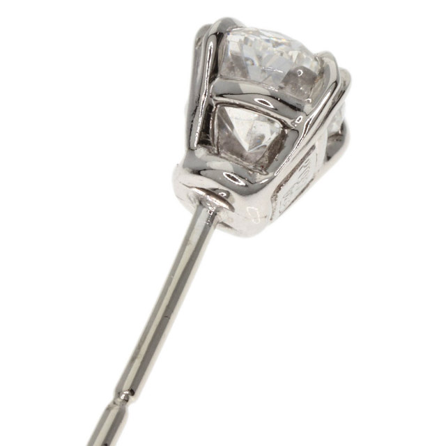 ハリーウィンストン ピアス オーバル ダイヤモンド