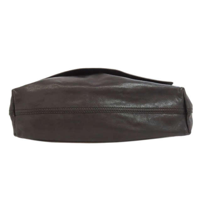 ボッテガヴェネタ ショルダーバッグ シンプルデザイン