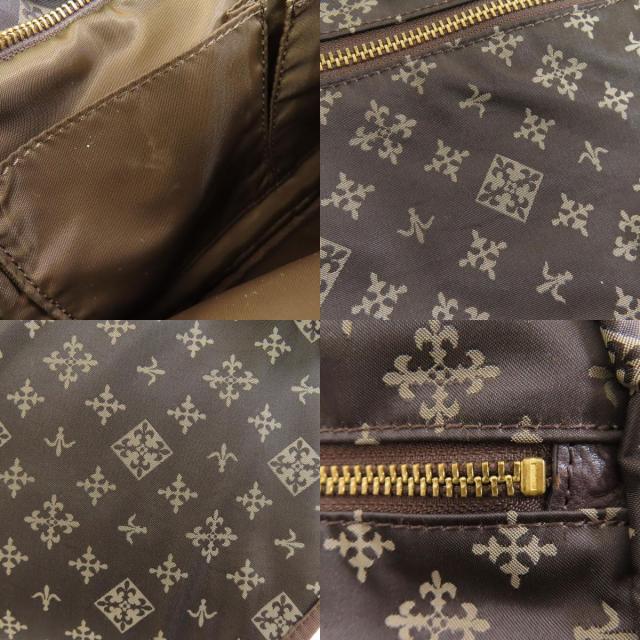 russet ラシット 百合紋章 ボディバッグ ナイロン素材 レディース  