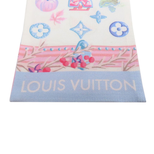 Louis Vuitton シルクスカーフ 青・ピンク ルイ·ヴィトン】フェミニンな繊細さと現代的でシックな魅力を