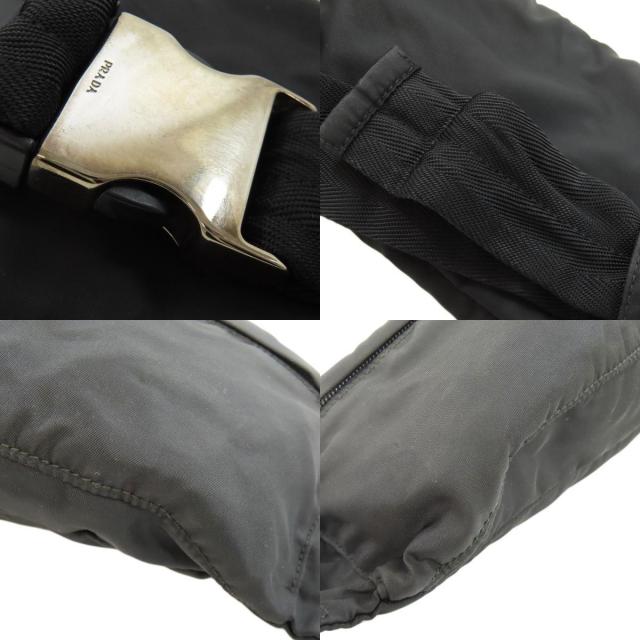 プラダ ヒップバッグ・ウエストバッグ ロゴ金具