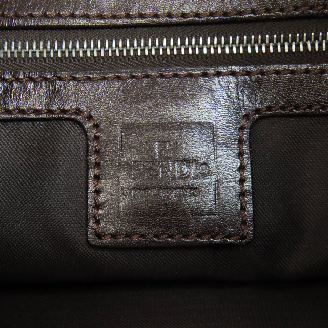 フェンディ ショルダーバッグ ズッカ柄