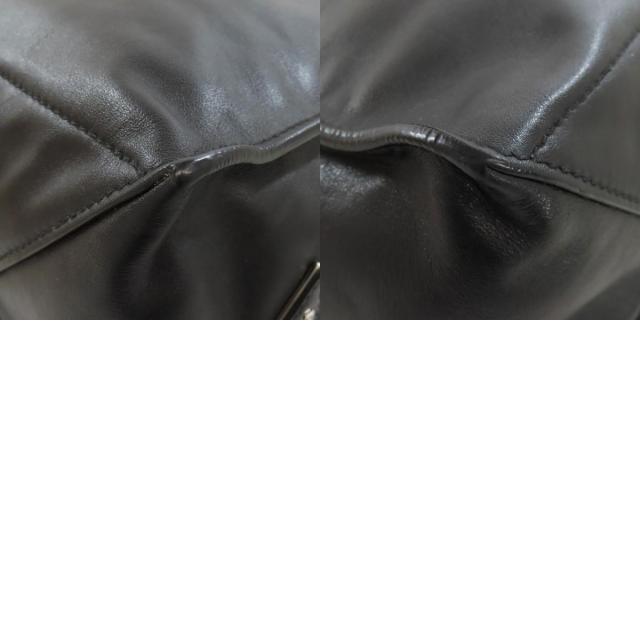 プラダ トートバッグ ロゴ