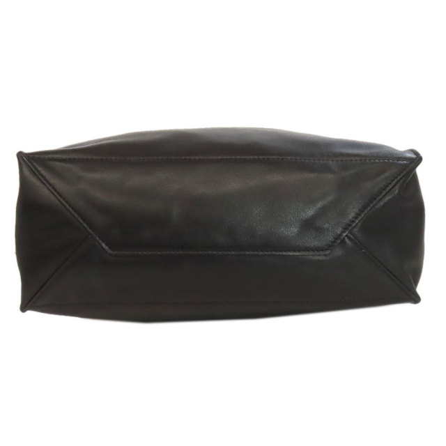 プラダ トートバッグ ロゴ